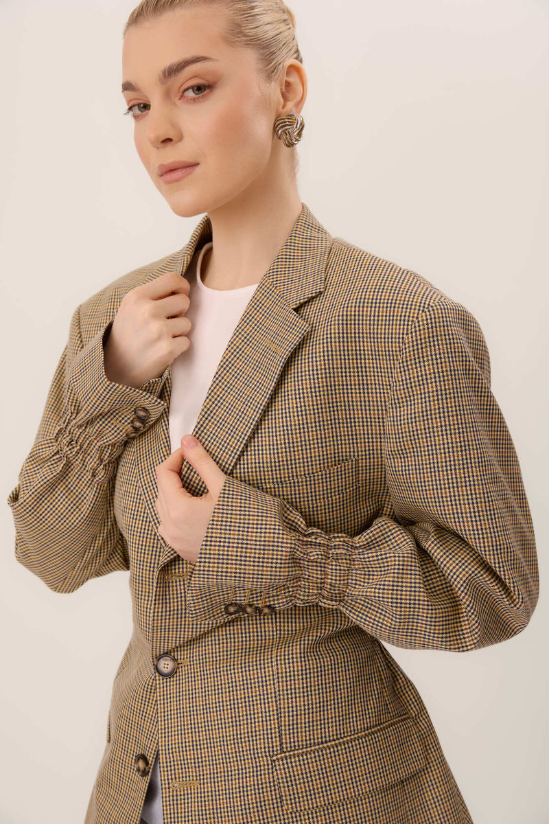 DŁUGA TALIOWANA MARYNARKA W KRATE MODEL No2