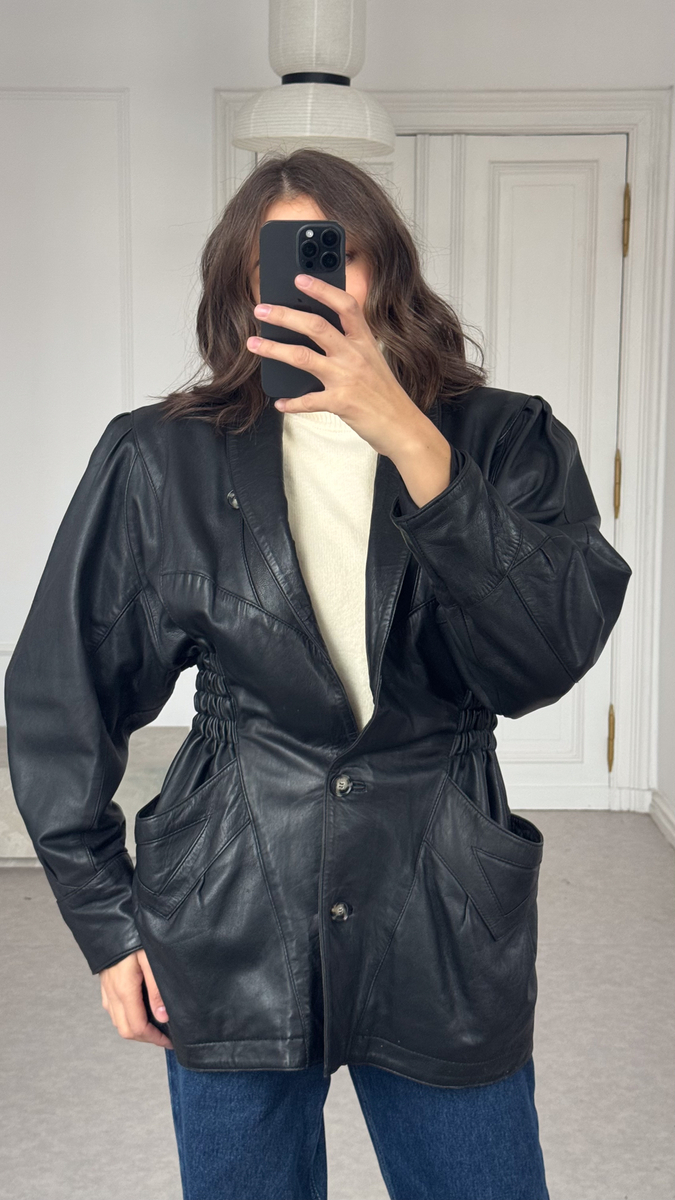 LONG FITTED DRESS-CUT LEATHER JACKET