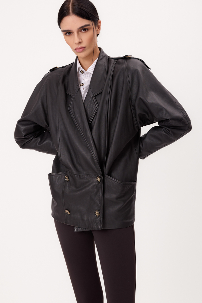 LONG BLACK PETITE LEATHER JACKET WITH STRAIGHT BACK, BUCKLES AND EPADS