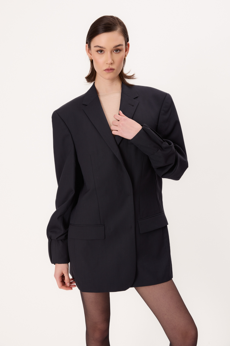 LONG BLACK SMOOTH JACKET MODEL No8