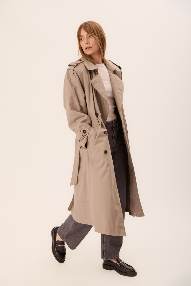 LONG CLASSIC KHAKI TRENCH COAT
