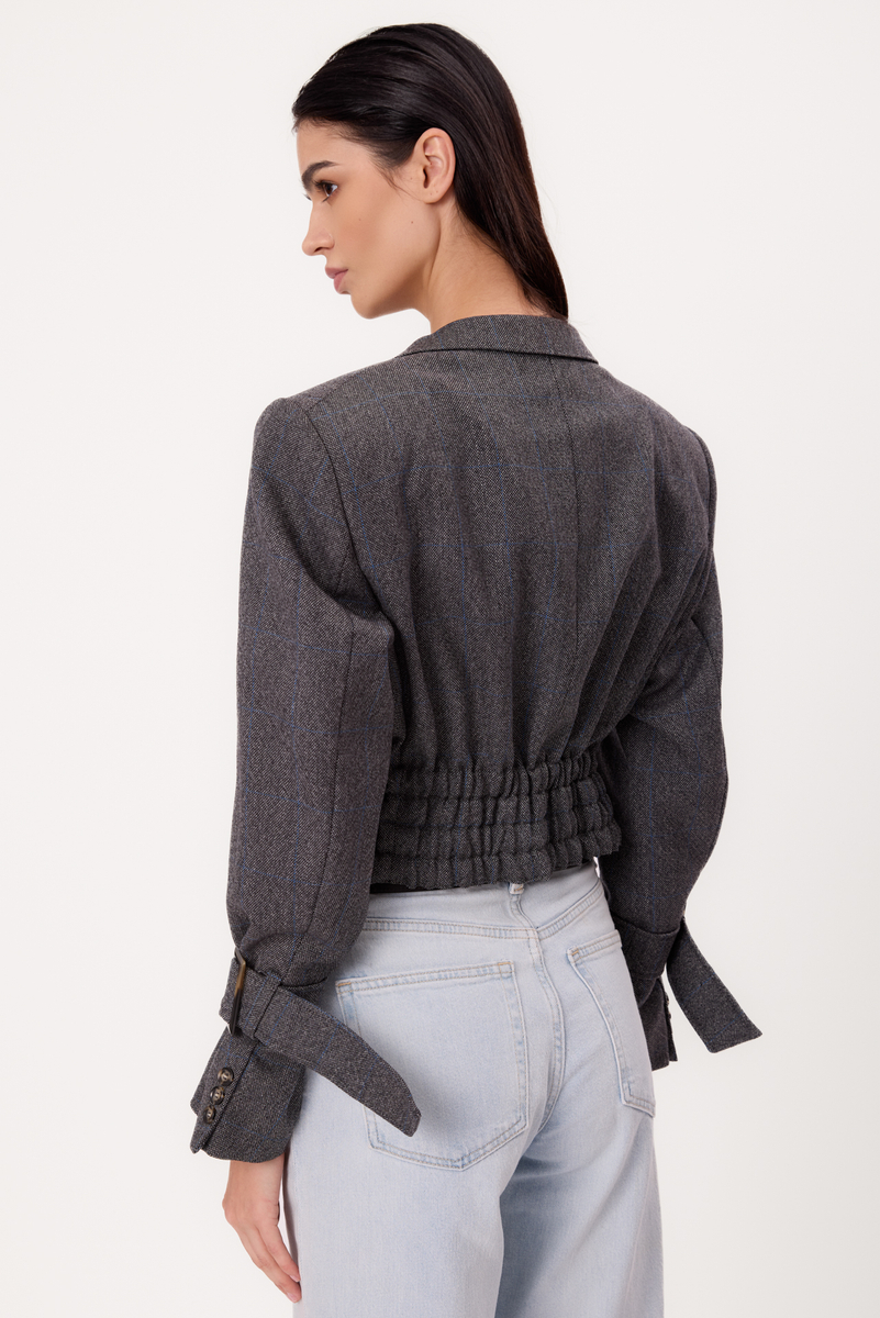 SZARA GŁADKA TALIOWANA PETITE MARYNARKA Z KLAMRAMI MODEL No5