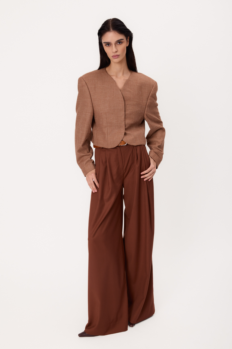KRÓTKA PROSTA BEŻOWA MARYNARKA PETITE MODEL No9