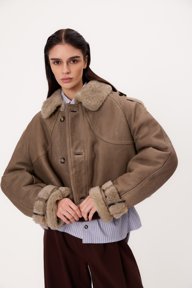 DARK BEIGE NATURAL SHEEPSKIN