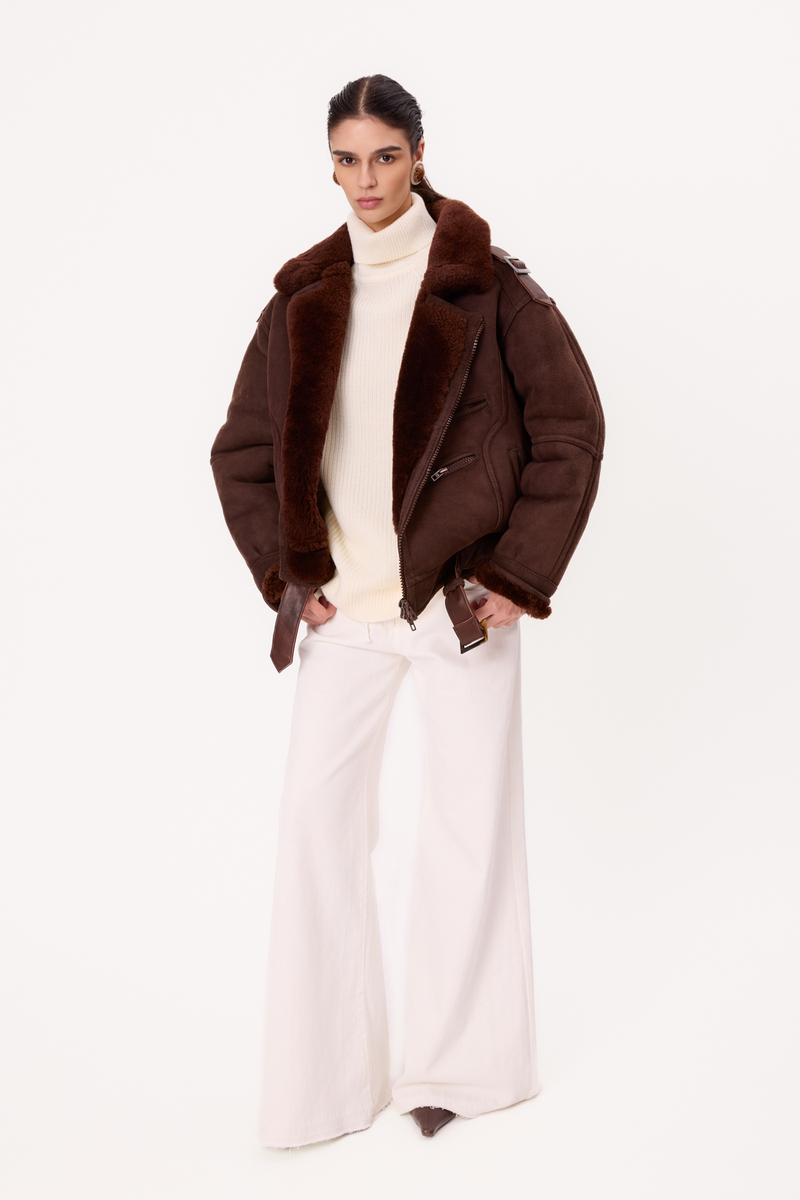 CHOCOLATE NATURAL SHEEPSKIN WITH A BELT