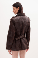 DŁUGA CZEKOLADOWA ZAMSZOWA KURTKA SKÓRZANA NA ZAMEK