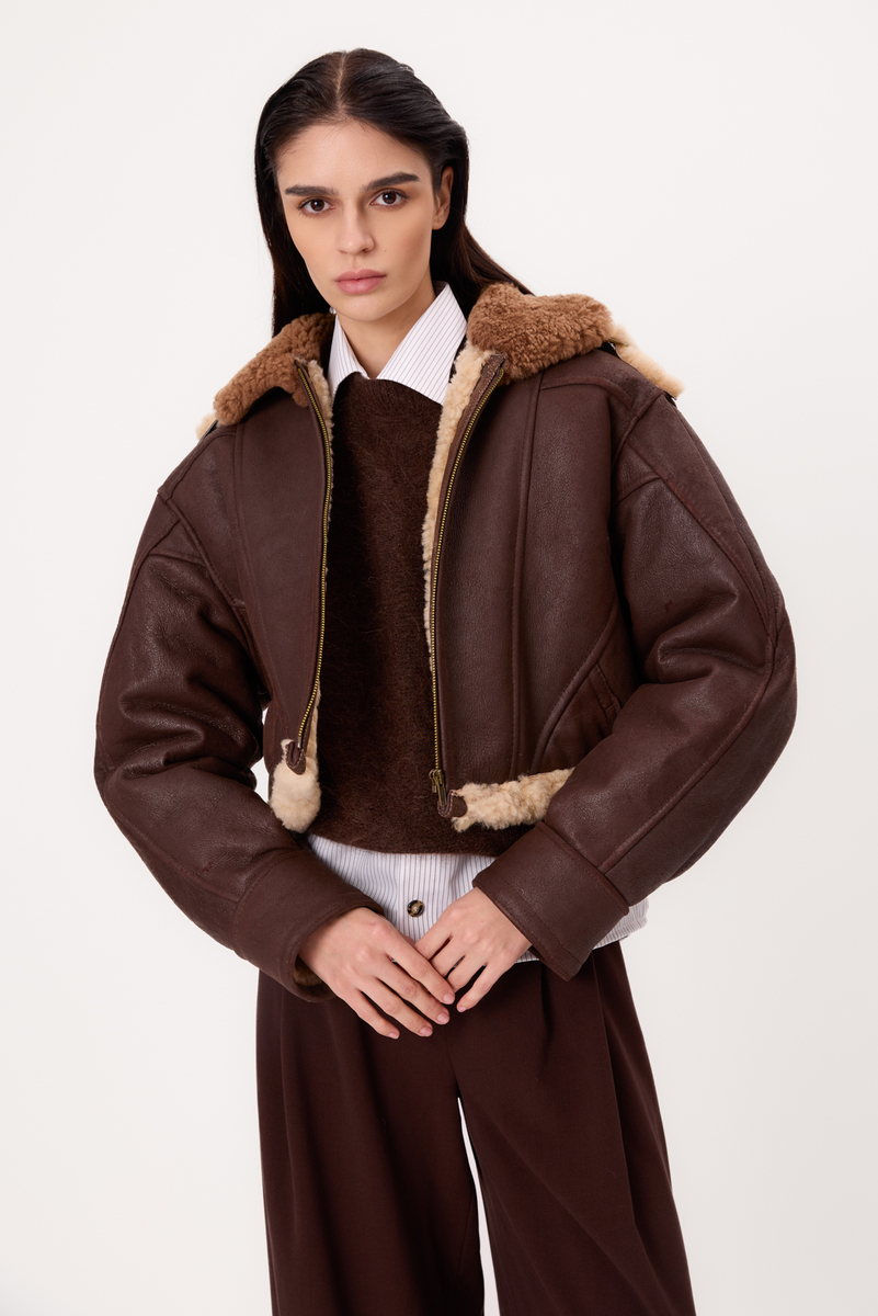 SHORT CHOCOLATE NATURAL SHEEPSKIN