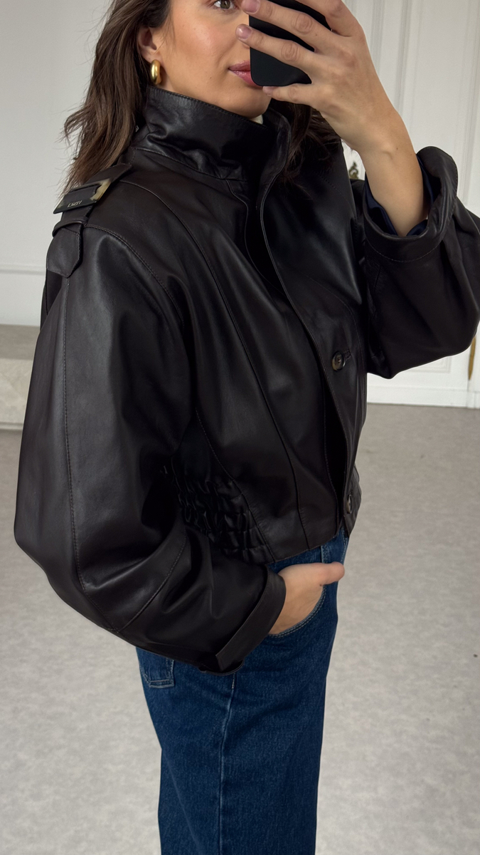 BLACK LEATHER JACKET