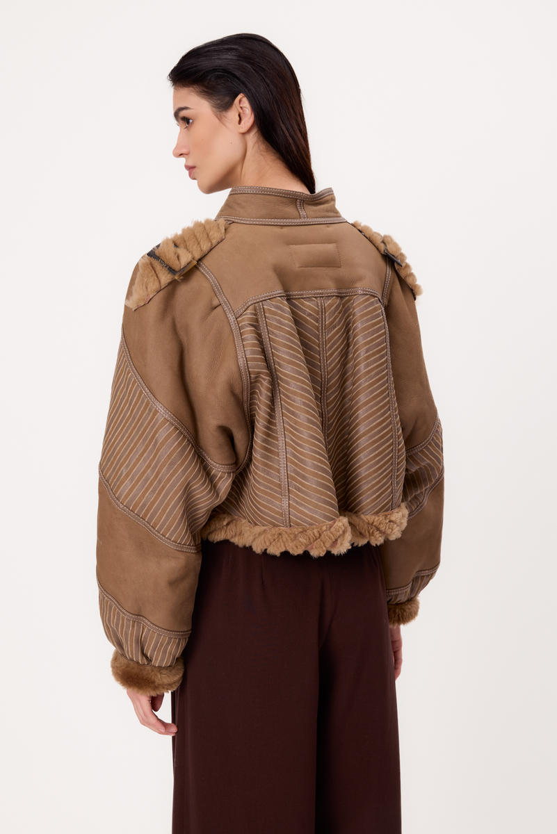 BEIGE NATURAL SHEEPSKIN WITH STRIPES