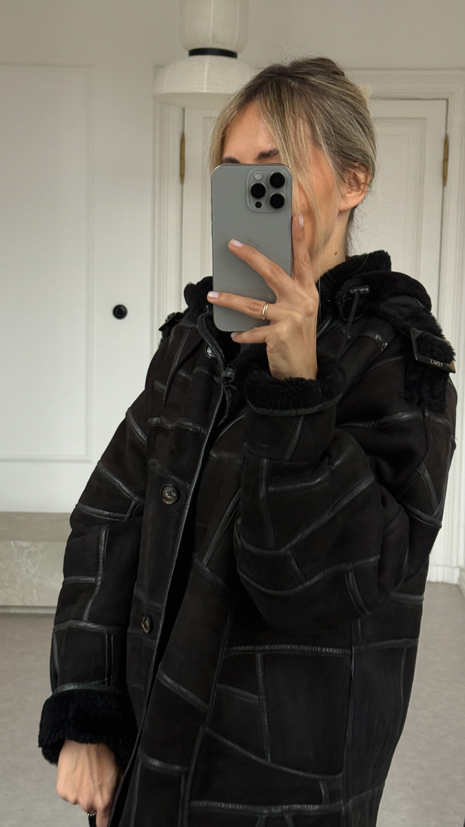 BLACK PATCHWORK NATURAL SHEEPSKIN WITH EPADS