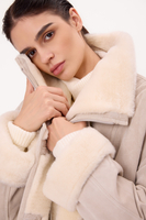 LIGHT CREAM ADJUSTABLE AT THE WAIST LONG NATURAL SHEEPSKIN COAT