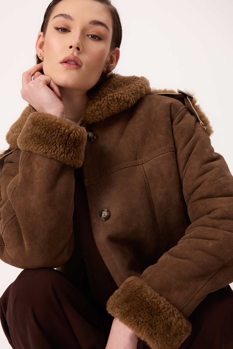 BROWN NATURAL SHEEPSKIN WITH EDGE