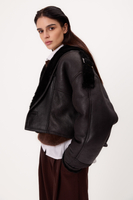 SHORT BLACK NATURAL SHEEPSKIN