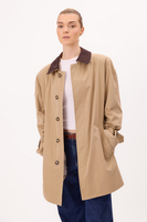 KRÓTKI BEŻOWY REGULOWANY W TALII PŁASZCZ TRENCH COAT