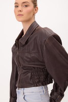 SHORT BROWN FITTED LEATHER JACKET