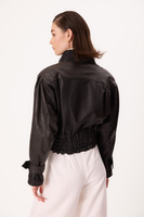 CZARNA SKÓRZANA RAMONESKA Z OZDOBNYMI TŁOCZENIAMI