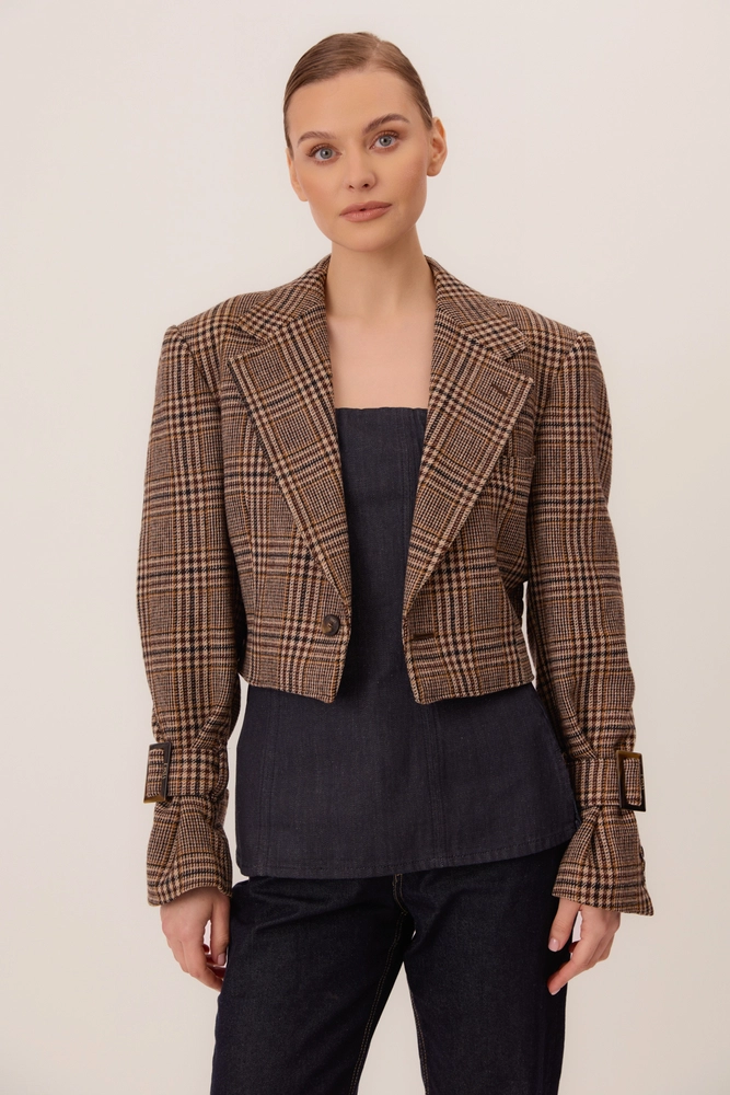 KRÓTKA BRĄZOWA MARYNARKA MODEL No5 W KRATKĘ