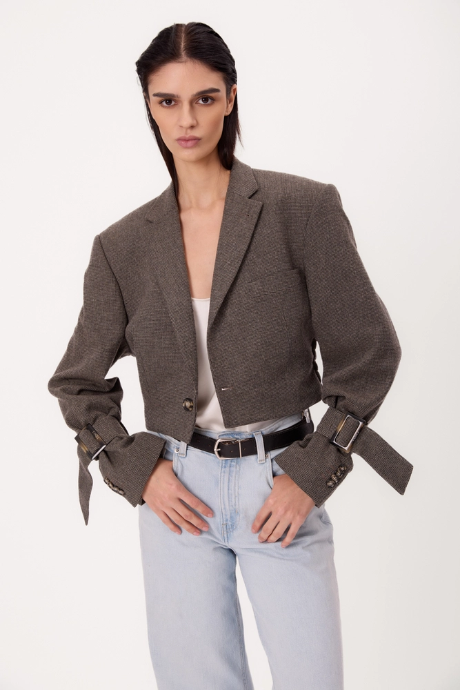 BEŻOWA TALIOWANA MARYNARKA PETITE  Z KLAMRAMI MODEL No5