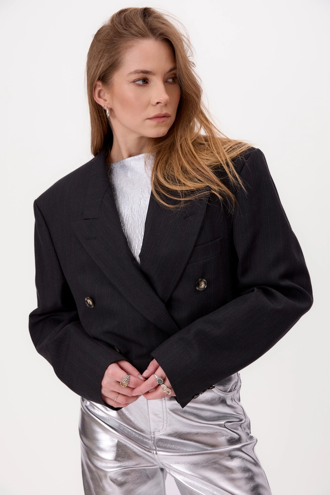 CZARNA MARYNARKA W DELIKATNY PRĄŻEK MODEL No3